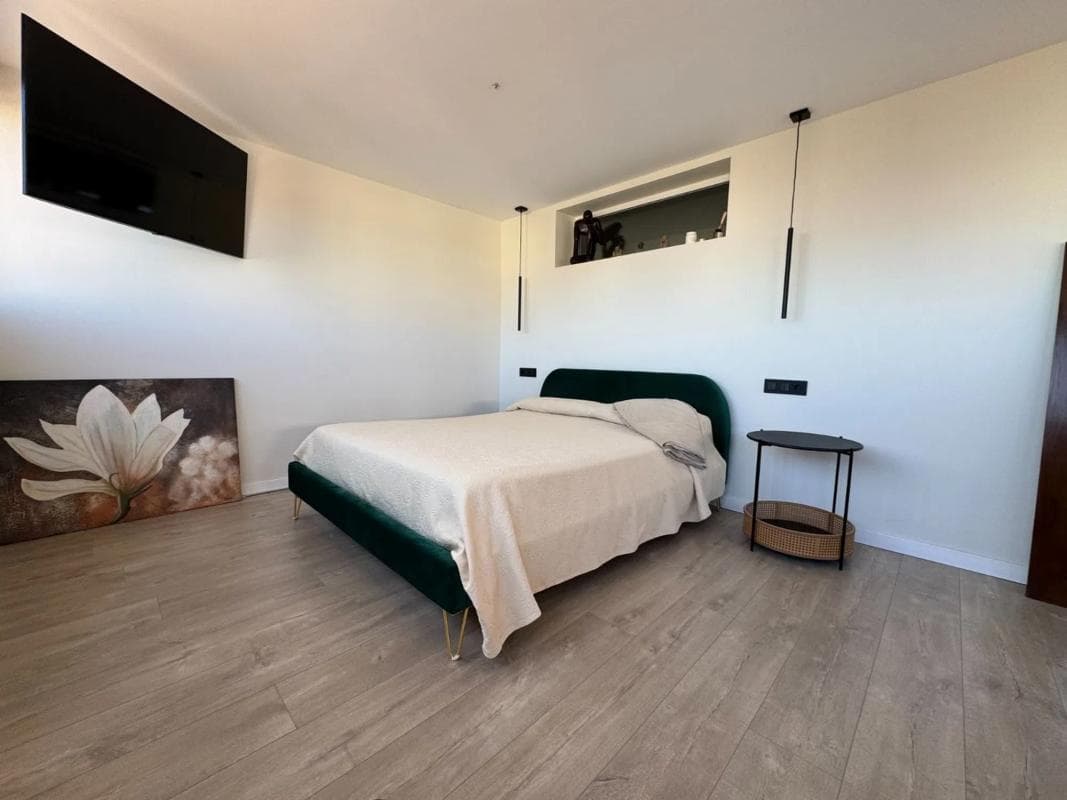 Properties for sale and rent in Spain photo 2