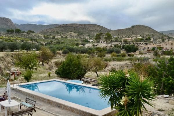 Rustic farm for sale in Mediasa s/n , Relleu photo 1