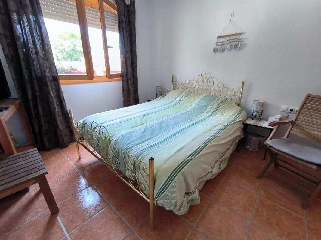 Venta de chalet independiente en Relleu, Relleu
photo 2