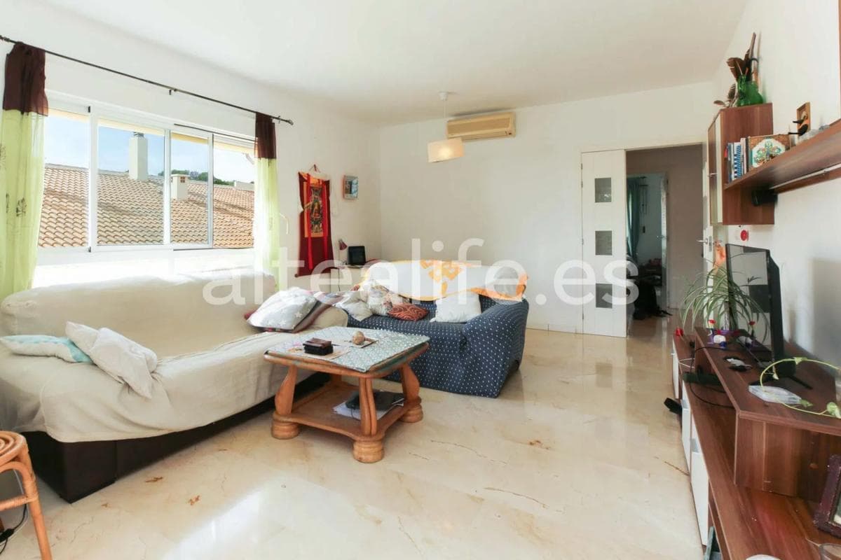 Продажа квартиры на Calle Isla de Altea, Алтея
photo 3