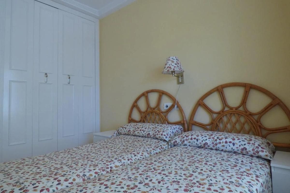 Sale of apartment in Playa de Poniente, Benidorm
photo 2