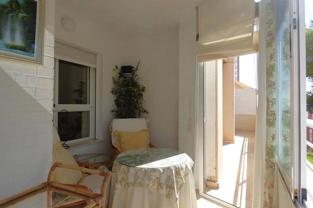 Sale of apartment in Playa de Poniente, Benidorm
photo 5