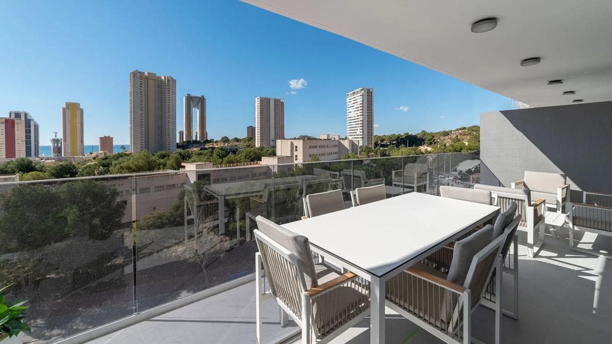 Venta de piso en Calle Pdte. Adolfo Suárez, 14, Benidorm
photo 5