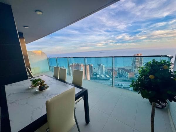 Apartment for sale in Playa de Poniente, Benidorm photo 1