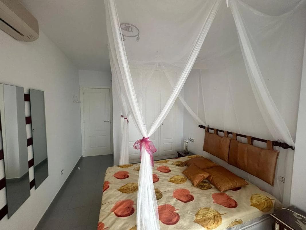 Venta de piso en Calle Sierra Dorada, 19, Benidorm
photo 3