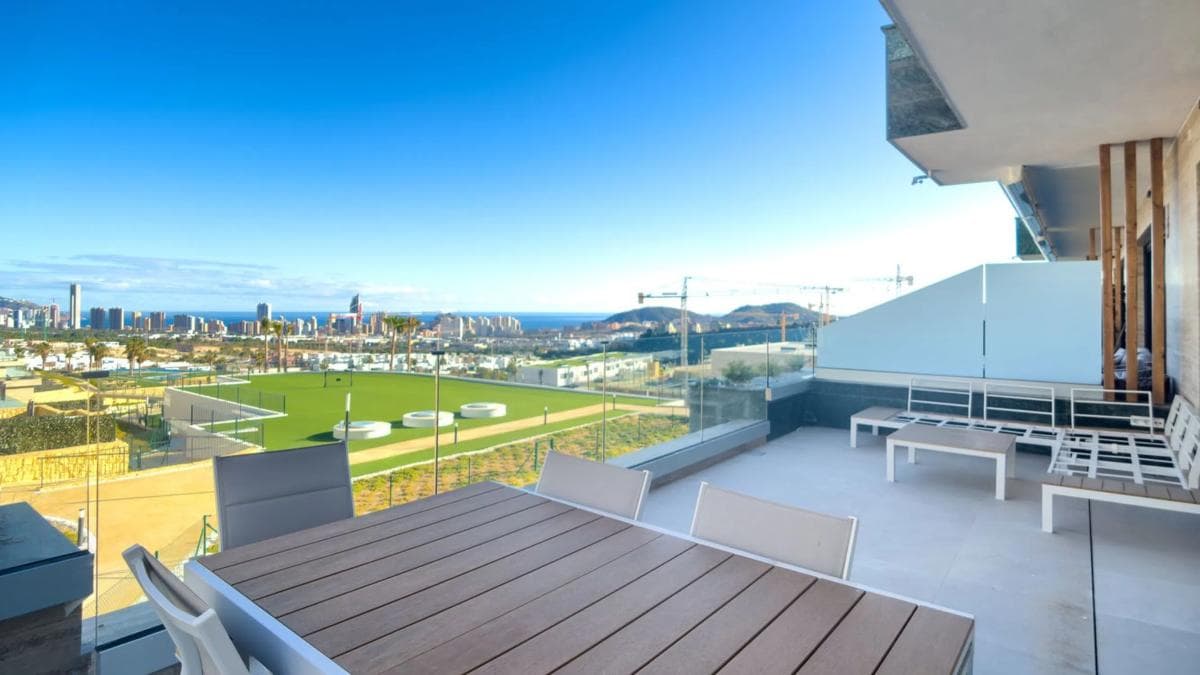 Sale of apartment in Calle de Costa Rica, Finestrat
photo 4