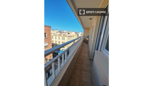 Piso en alquiler en C/ d'En Vicent Gallart , València photo 1