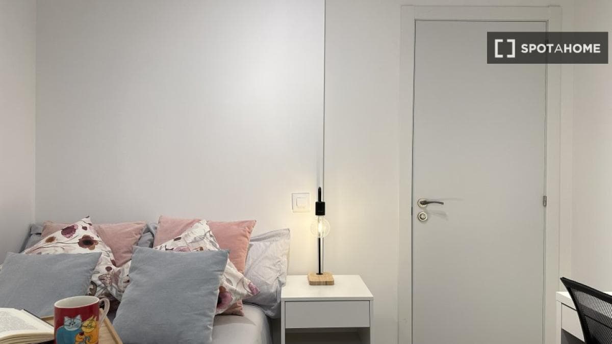 Properties for sale and rent in Spain photo 5