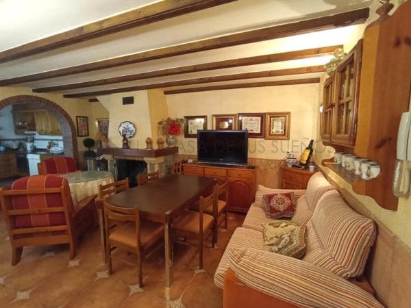 Terraced house for sale at Sax , Sax photo 4