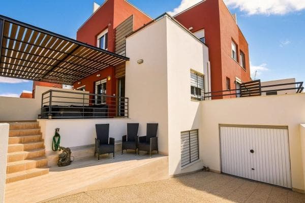 Chalet independiente en venta en Calle San Miguel, Algorfa
photo 1