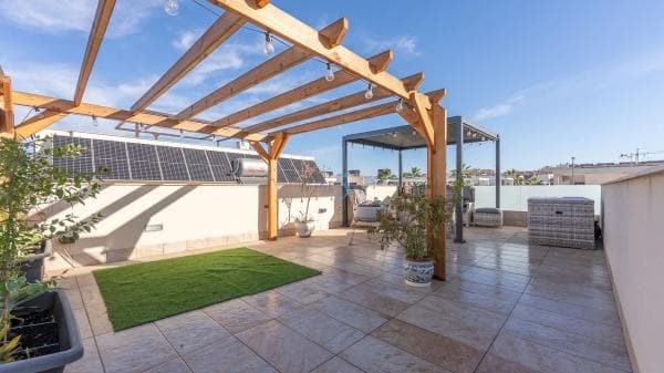 Chalet independiente en venta en Benijofar, Benijofar
photo 1