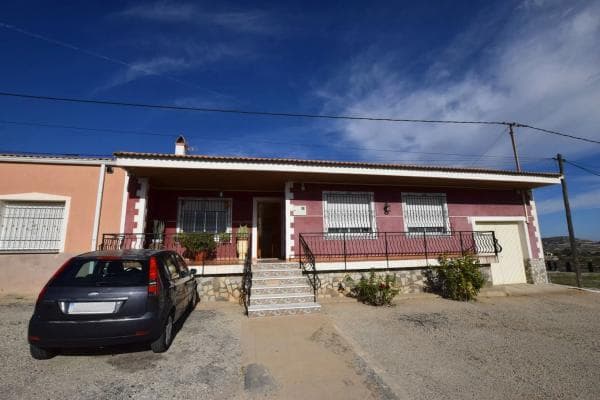 Chalet independiente en venta en Calle del Campo, 2 B, Orihuela
photo 1