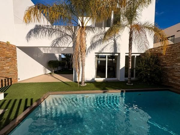 Chalet independiente en venta en Barrio Pueblo Lucero, Rojales
thumbnail 2