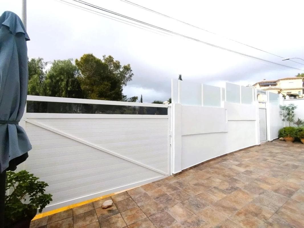 Venta de chalet independiente en Calle Azahar, San Miguel de Salinas
photo 4
