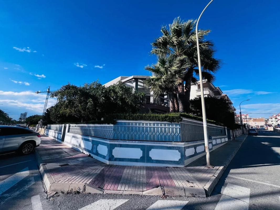 Venta de chalet independiente en Calas de Santiago Bernabeu, Santa Pola
photo 4