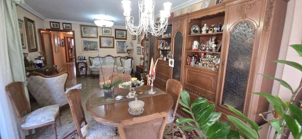 Piso en venta en AV DR GADEA, Alicante / Alacant
thumbnail 2