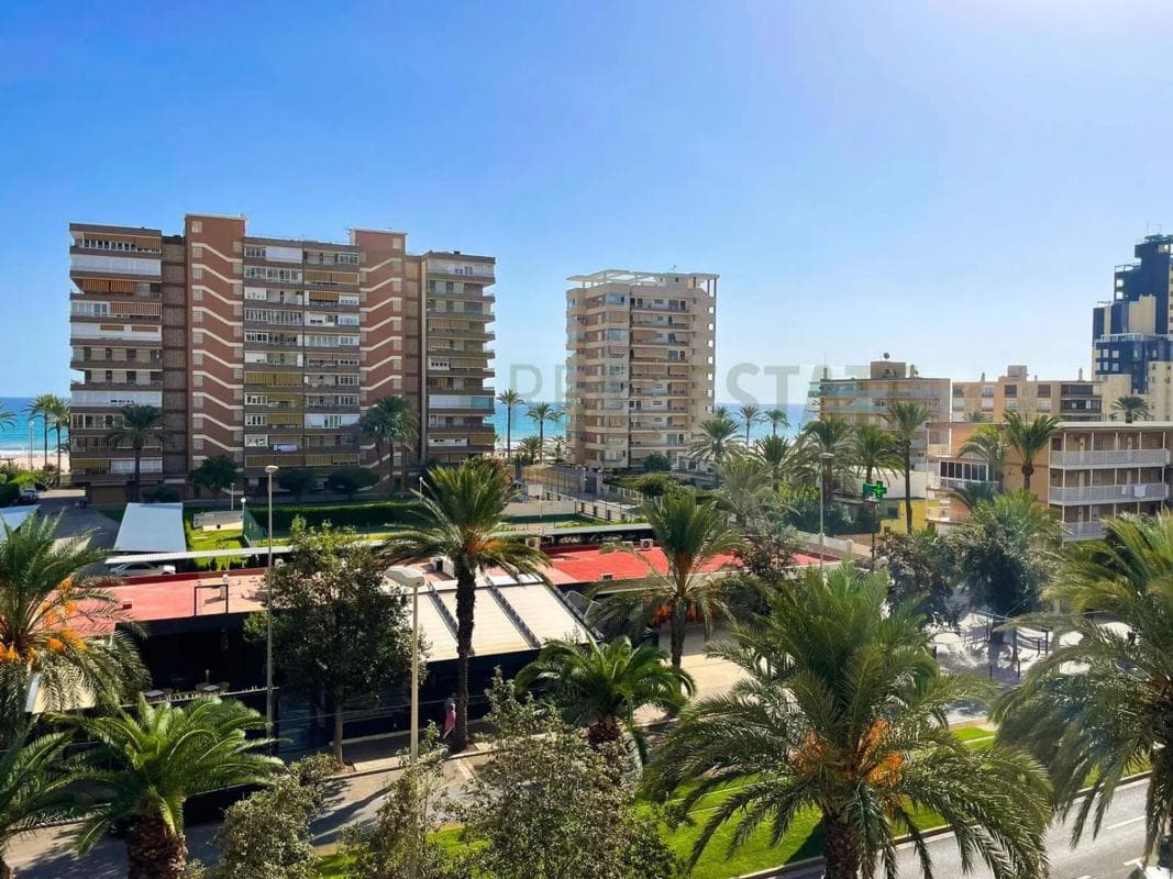 Venta de piso en Avenida de la Costa Blanca, Alicante / Alacant
photo 5