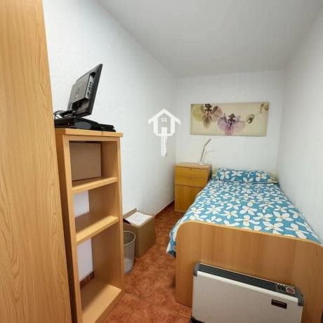 Piso en venta en CL PINTOR PEDRO CAMACHO, Alicante / Alacant
thumbnail 1
