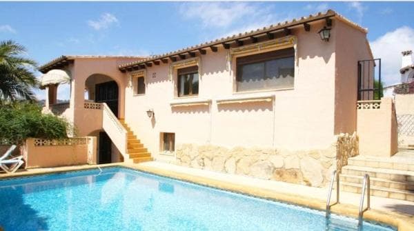 Chalet independiente en venta en Cala Advocat - Baladrar, Benissa
photo 1