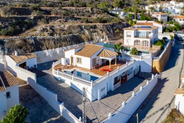Chalet independiente en venta en Canuta, Calpe
thumbnail 2