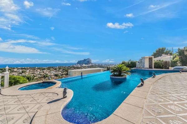 Chalet independiente en venta en Urbanización Gran Sol, Calpe
thumbnail 2