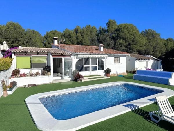 Chalet independiente en venta en Benimeit-Tabaira, Moraira
thumbnail 2