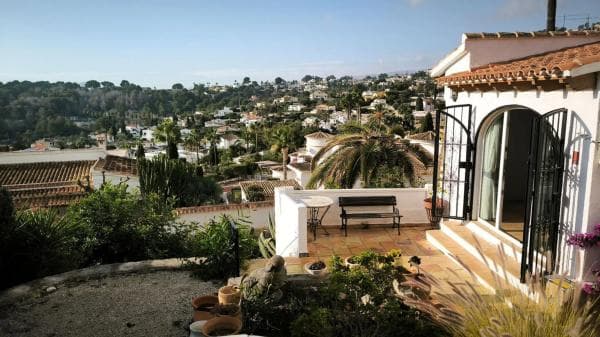 Chalet independiente en venta en Pinar de Advocat-Cometa, Moraira
thumbnail 1