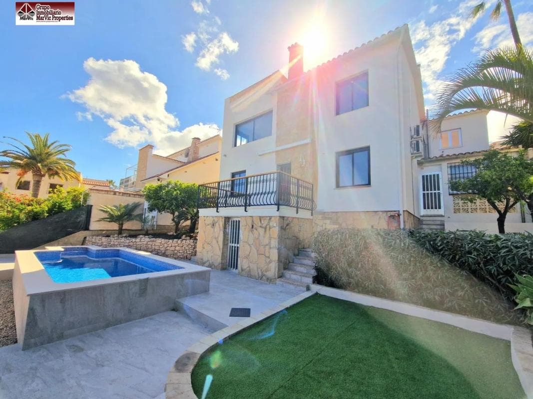Venta de chalet independiente en Coloma, La Nucia
photo 4