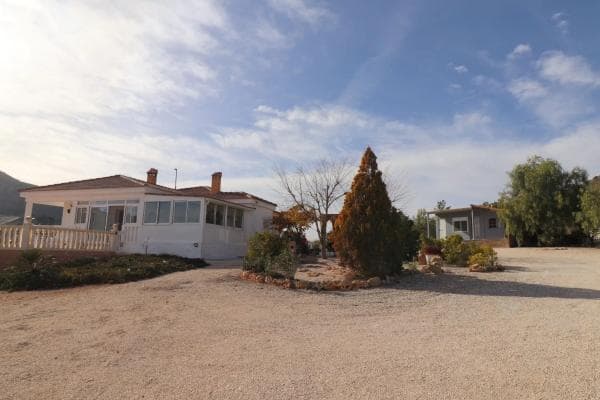 Chalet independiente en venta en La Romana, La Romana
thumbnail 1
