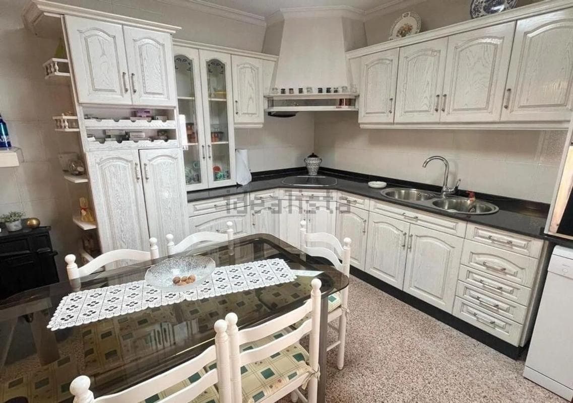 Propiedades en venta y alquiler en España photo 4
