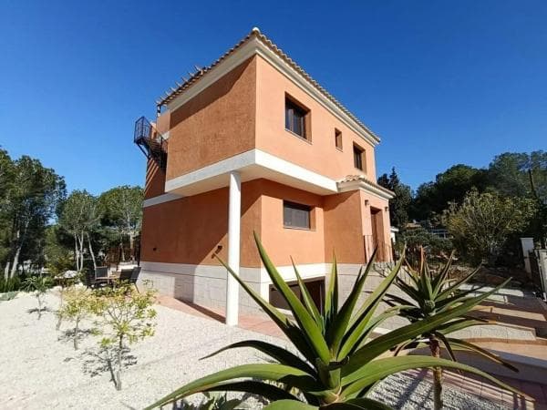 Chalet independiente en venta en Pinar de Campoverde, Pilar de la Horadada
thumbnail 1