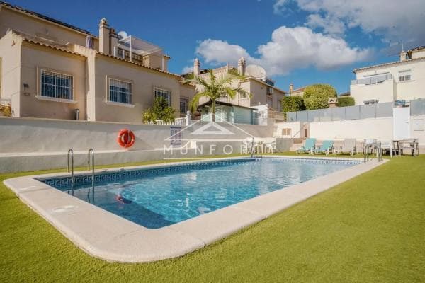 Chalet independiente en venta en San Miguel de Salinas, San Miguel de Salinas
thumbnail 2