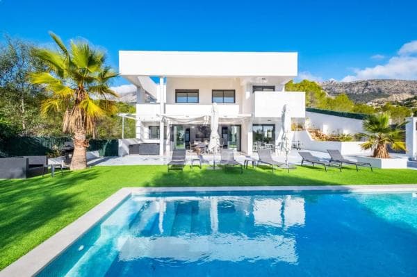 Chalet independiente en venta en Altea la Vella, Altea
thumbnail 1