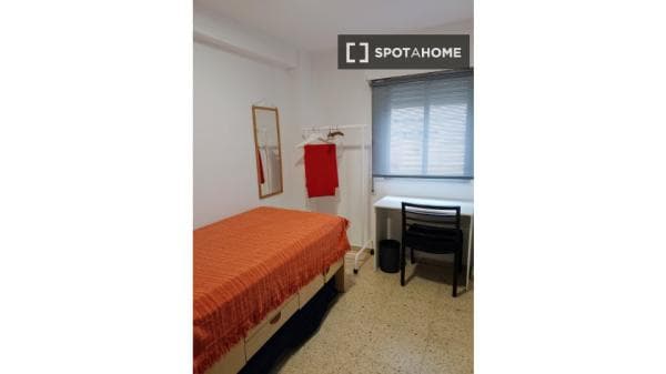 Habitación en piso compartido en alquiler en Cullera, Valencia photo 1