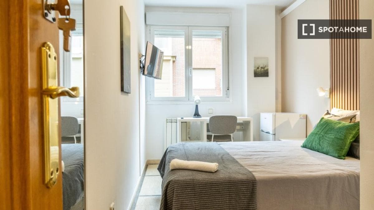 Properties for sale and rent in Spain photo 2