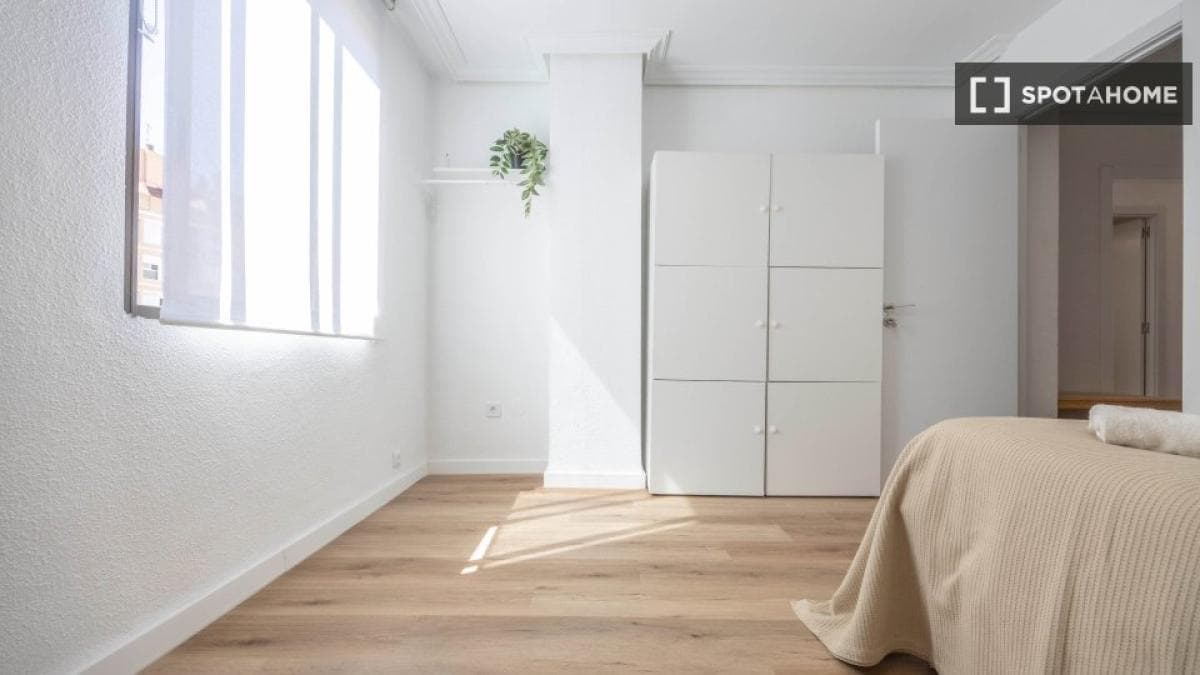 Недвижимость на продажу и в аренду в Испании photo 4