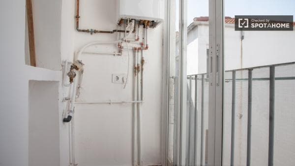 Piso en alquiler en C. de Antonio Moreno , Madrid thumbnail 2