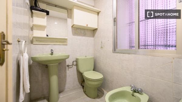 Piso en alquiler en C. de Pelayo , Madrid thumbnail 2