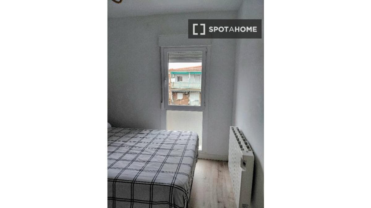 Propiedades en venta y alquiler en España photo 2
