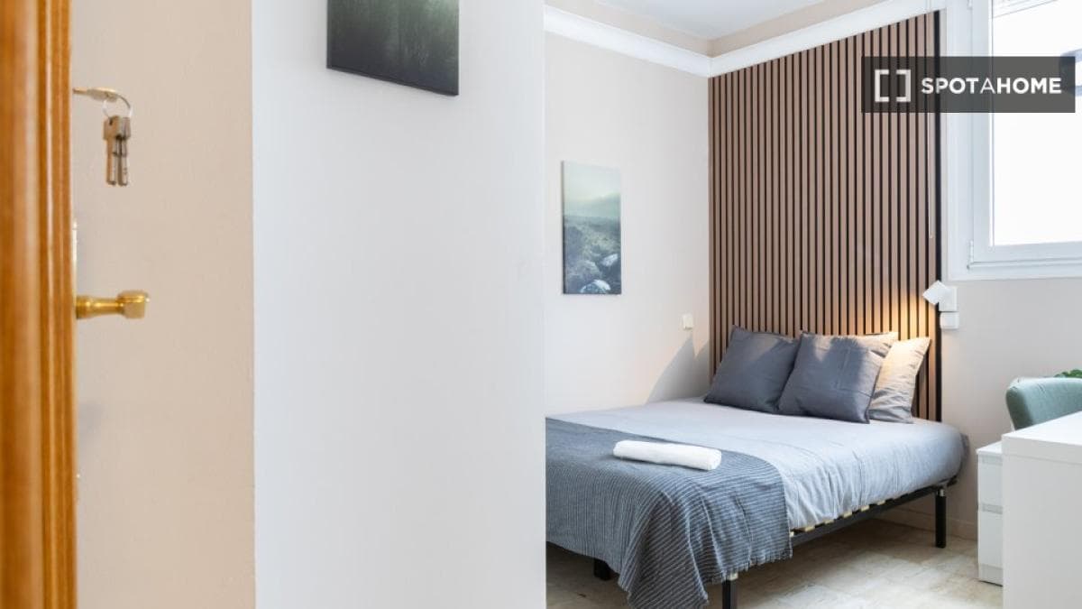 Properties for sale and rent in Spain photo 4