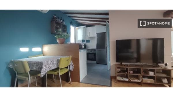 Estudio en alquiler en , Madrid photo 1