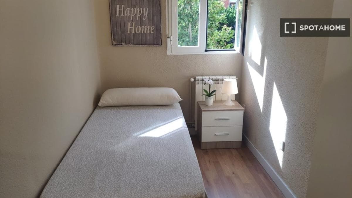 Properties for sale and rent in Spain photo 2