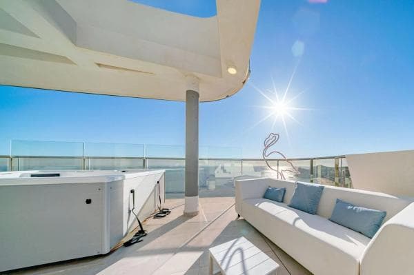 Piso en venta en Playa de Poniente, Benidorm
thumbnail 2