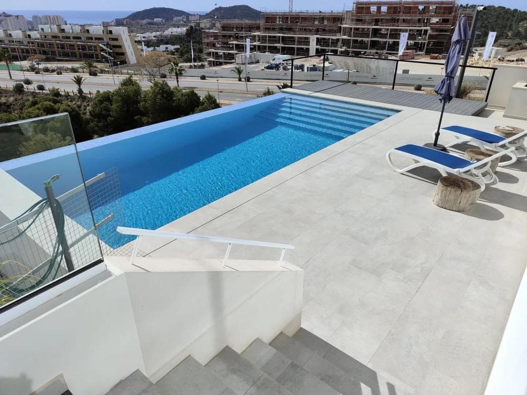 Sale of independent chalet in Balcón de Finestrat-Terra Marina, Finestrat
photo 3