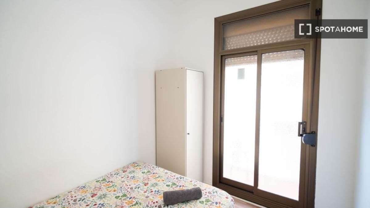 Propiedades en venta y alquiler en España photo 2
