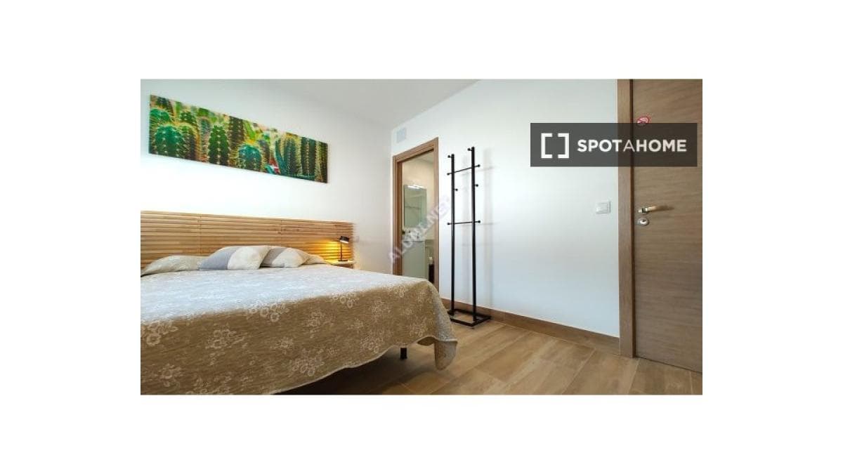 Propiedades en venta y alquiler en España photo 2