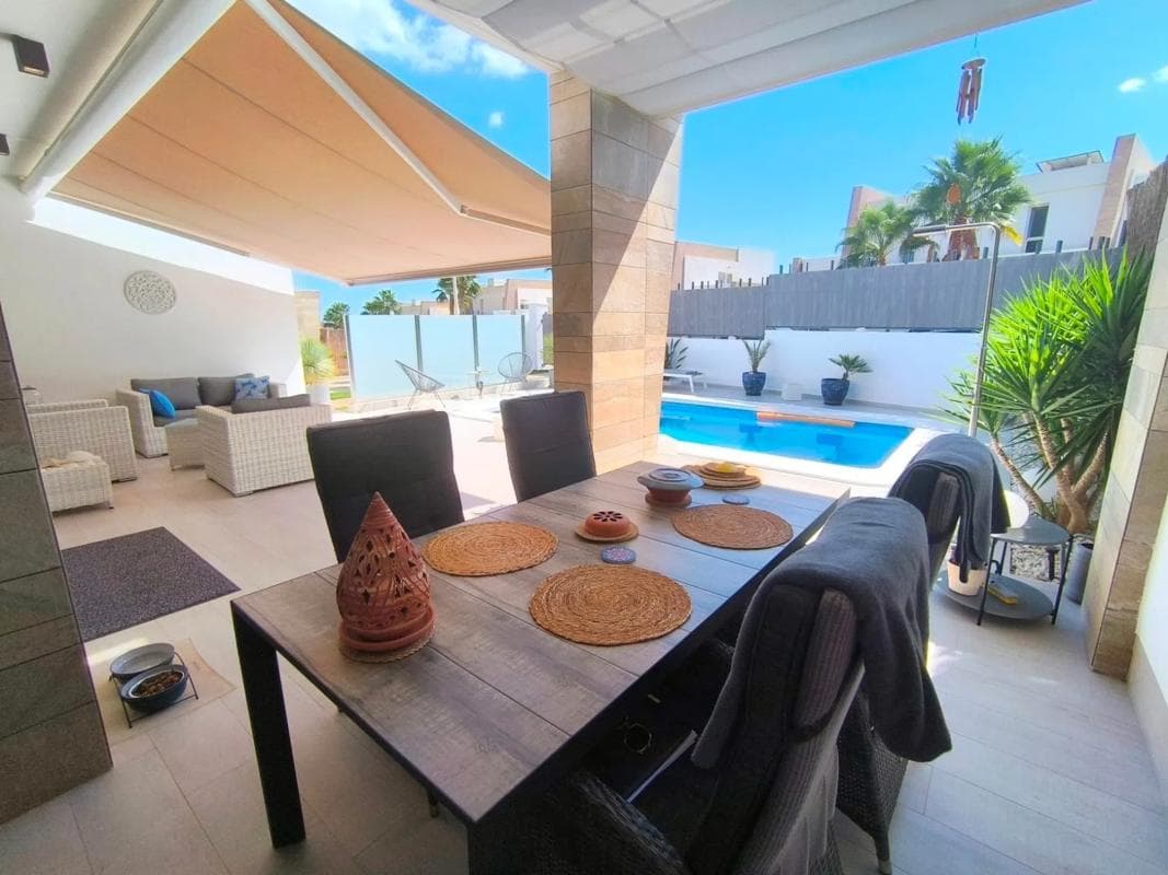 Sale of independent chalet in Algorfa, Algorfa
photo 2