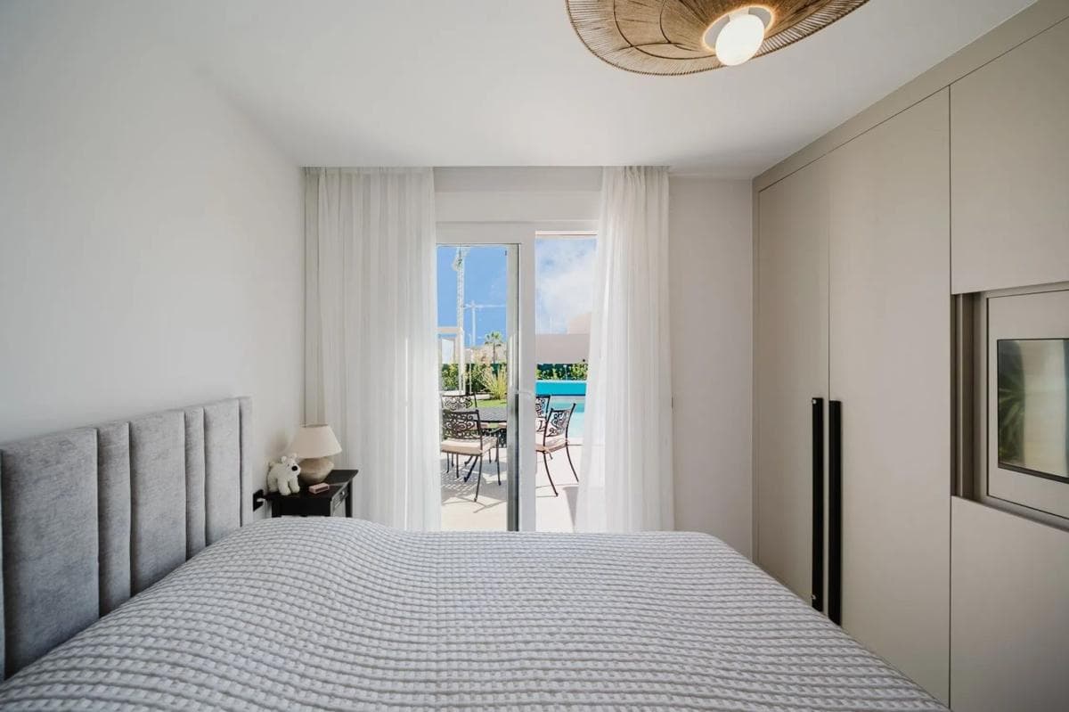 Sale of independent chalet in Avenida Antonio Pedrera Soler, Algorfa
photo 5