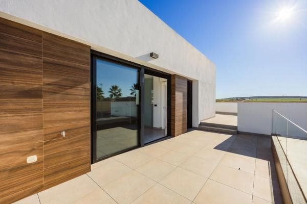 Chalet independiente en venta en Polígono Sector III-Campo de Go, Algorfa
thumbnail 2