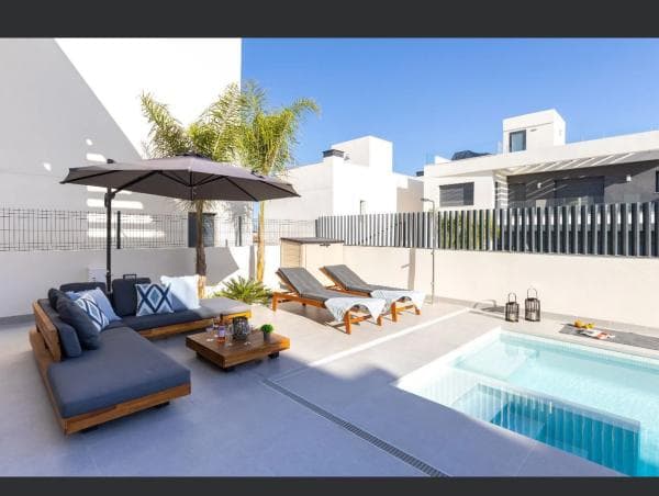 Chalet independiente en venta en Algorfa, Algorfa
thumbnail 1